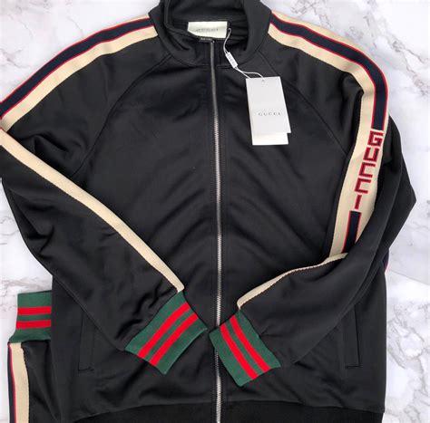 Gucci tracksuit identification